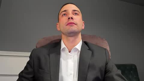 Andrew online show from 1, 12, 2025