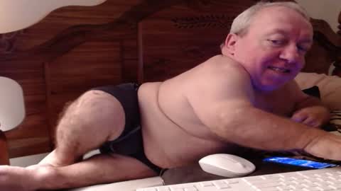 Snapshot of freemysoul4748 chatting on 23, 10, 2025 Cute Lil Man online show from 23, 10, 2025