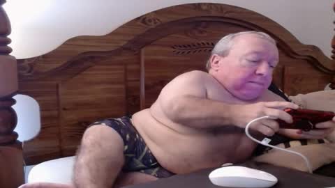 Snapshot of freemysoul4748 chatting on 18, 11, 2025 Cute Lil Man online show from 18, 11, 2025