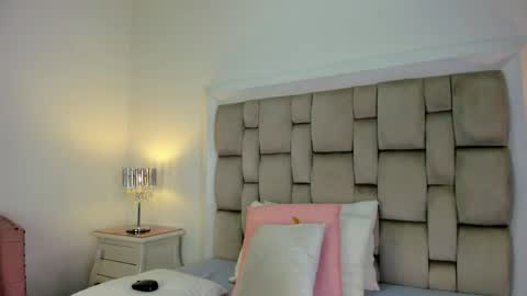 Snapshot of frehia_dimou chatting on 30, 5, 2026 Frehia online show from 30, 5, 2026