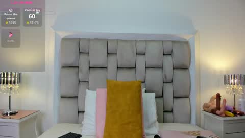 Snapshot of frehia_dimou chatting on 3, 7, 2026 Frehia online show from 3, 7, 2026