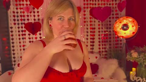 Louise or Lou 3 online show from 14, 2, 2025