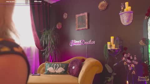 Louise or Lou 3 online show from 26, 3, 2026