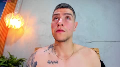 Snapshot of french_sexx chatting on 4, 1, 2025 Xavier online show from 4, 1, 2025