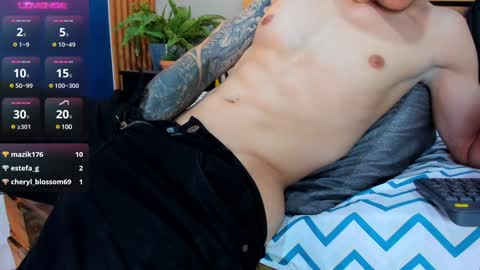 Snapshot of french_sexx chatting on 5, 1, 2025 Xavier online show from 5, 1, 2025