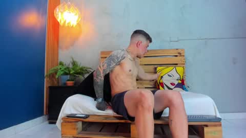 Snapshot of french_sexx chatting on 9, 2, 2025 Xavier online show from 9, 2, 2025