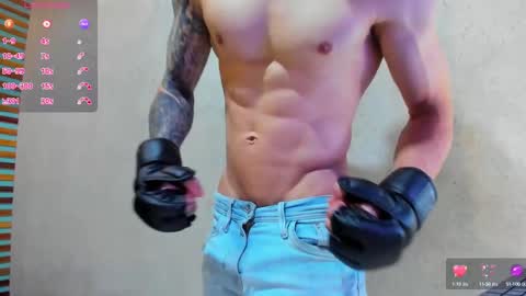 Snapshot of french_sexx chatting on 6, 3, 2025 Xavier online show from 6, 3, 2025