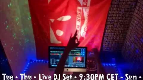 frenchkissdjfk online show from 6, 11, 2025