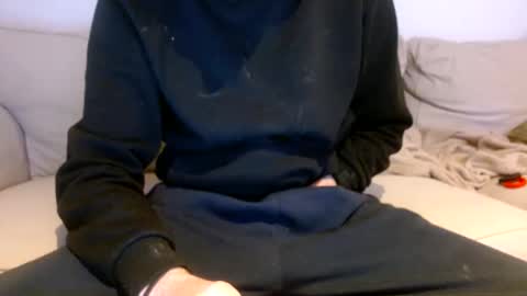 Snapshot of frenchms chatting on 12, 12, 2024 frenchms online show from 12, 12, 2024