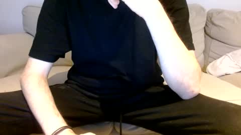 Snapshot of frenchms chatting on 10, 1, 2025 frenchms online show from 10, 1, 2025