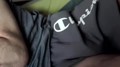 Snapshot of frenchymontreal chatting on 1, 11, 2025 frenchymontreal online show from 1, 11, 2025