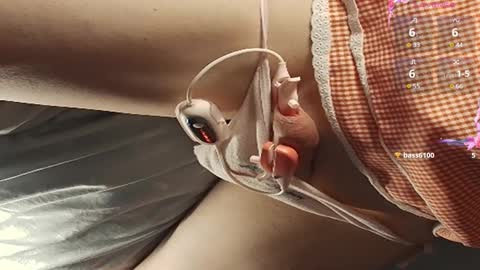 Snapshot of frenulumsnap chatting on 14, 2, 2025 Meadow online show from 14, 2, 2025