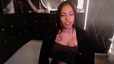 Snapshot of fresh_and_mei chatting on 17, 10, 2025 Fresh Mei online show from 17, 10, 2025