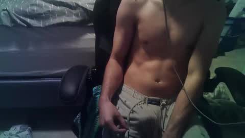 Snapshot of freshmanfckboy chatting on 25, 10, 2025 freshmanfckboy online show from 25, 10, 2025