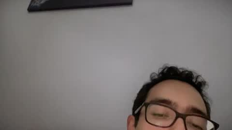 Snapshot of freshmanxxl chatting on 26, 11, 2025 freshman imonyou98 online show from 26, 11, 2025