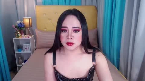 Snapshot of freshtsbigcum chatting on 6, 3, 2025 anna online show from 6, 3, 2025