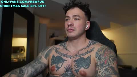 Snapshot of frewfun chatting on 26, 11, 2025 cameron online show from 26, 11, 2025