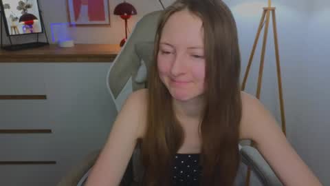 Snapshot of freya_nilsson chatting on 17, 12, 2024 Freya online show from 17, 12, 2024