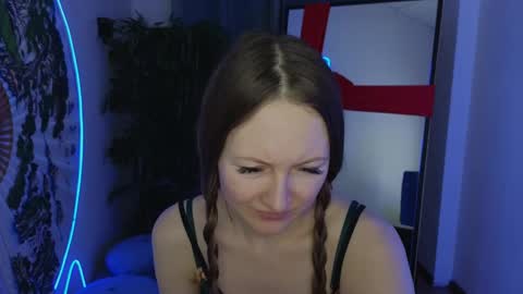 Snapshot of freya_nilsson chatting on 3, 1, 2025 Freya online show from 3, 1, 2025