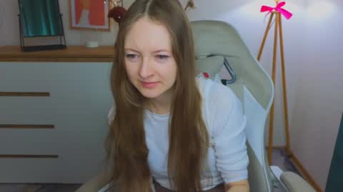 Snapshot of freya_nilsson chatting on 4, 2, 2025 Freya online show from 4, 2, 2025