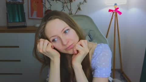 Snapshot of freya_nilsson chatting on 4, 2, 2025 Freya online show from 4, 2, 2025