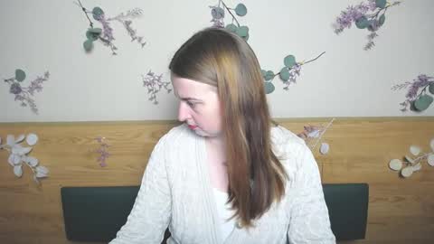 Snapshot of freyadak chatting on 1, 12, 2024 FreyaDak online show from 1, 12, 2024
