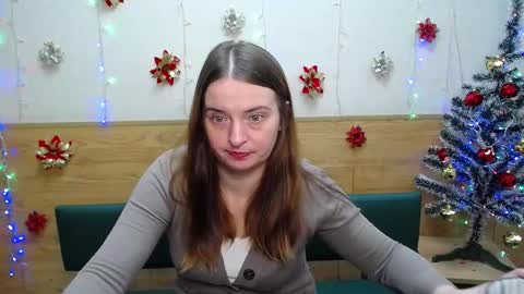 Snapshot of freyadak chatting on 4, 1, 2025 FreyaDak online show from 4, 1, 2025