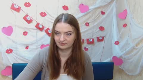 Snapshot of freyadak chatting on 1, 2, 2025 FreyaDak online show from 1, 2, 2025