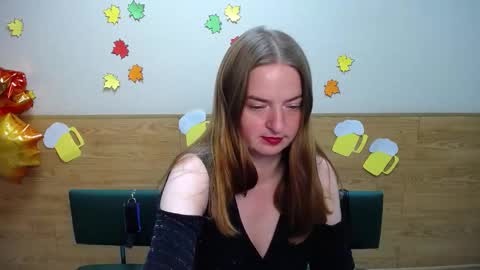 Snapshot of freyadak chatting on 23, 9, 2025 FreyaDak online show from 23, 9, 2025