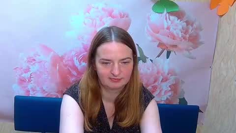 Snapshot of freyadak chatting on 2, 10, 2025 FreyaDak online show from 2, 10, 2025