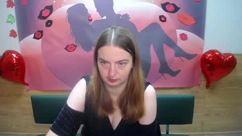 Snapshot of freyadak chatting on 5, 10, 2025 FreyaDak online show from 5, 10, 2025