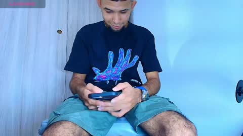 freyva_ online show from 8, 4, 2026