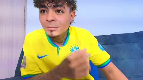 freyva_ online show from 22, 4, 2026