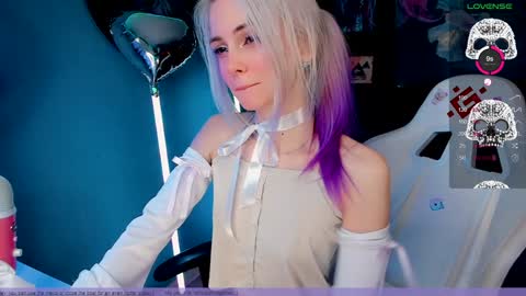 Snapshot of frida_fortune chatting on 24, 1, 2025 Frida A boost to fortune for the one who gives a thumbs up and a bonus lucky for those who support me by joining the fanclub online show from 24, 1, 2025