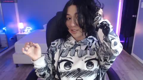 frida_lassi_ online show from 24, 1, 2025
