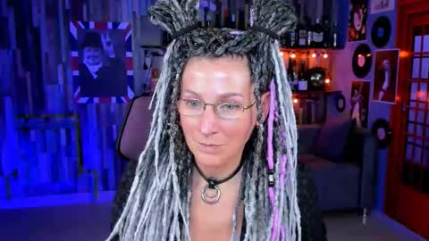 Snapshot of fridatander chatting on 26, 9, 2025 Frida Tander online show from 26, 9, 2025