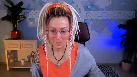 Snapshot of fridatander chatting on 3, 2, 2026 Frida Tander online show from 3, 2, 2026