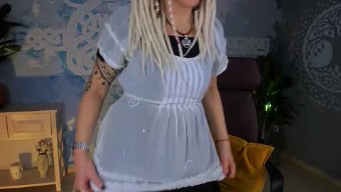 Snapshot of fridatander chatting on 9, 2, 2026 Frida Tander online show from 9, 2, 2026