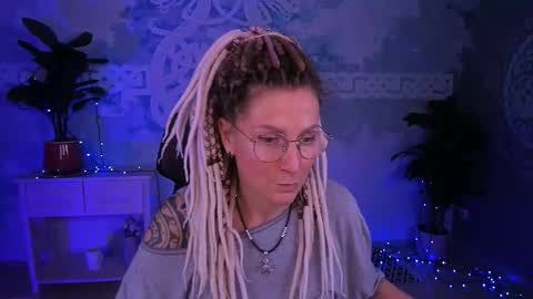 Snapshot of fridatander chatting on 2, 3, 2026 Frida Tander online show from 2, 3, 2026