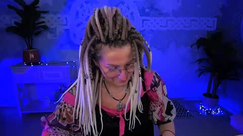 Frida Tander online show from 10, 4, 2026