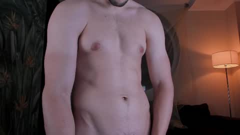 Snapshot of friend123211 chatting on 30, 7, 2026 Viktor online show from 30, 7, 2026
