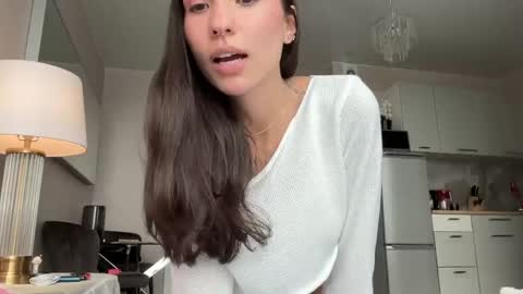 Lina online show from 28, 5, 2026