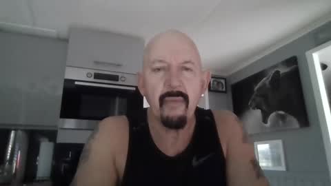 Snapshot of friskyneedsum chatting on 26, 2, 2025 bob online show from 26, 2, 2025