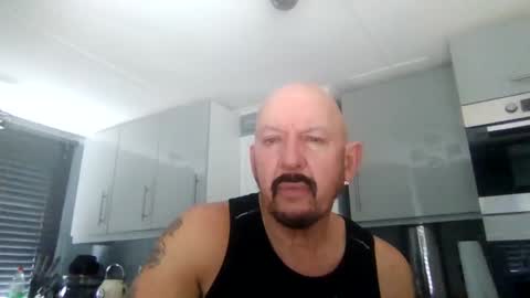 Snapshot of friskyneedsum chatting on 12, 3, 2025 bob online show from 12, 3, 2025