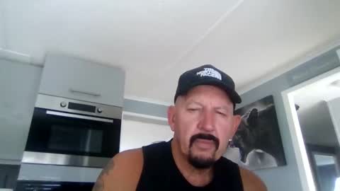 Snapshot of friskyneedsum chatting on 15, 9, 2025 bob online show from 15, 9, 2025