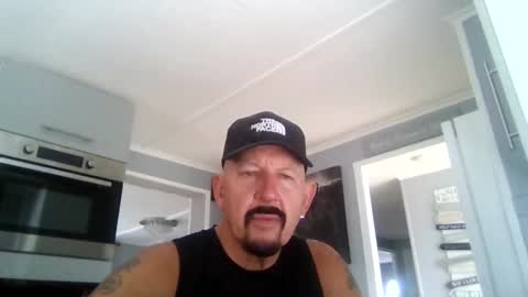 Snapshot of friskyneedsum chatting on 24, 9, 2025 bob online show from 24, 9, 2025