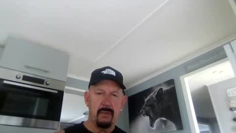 Snapshot of friskyneedsum chatting on 1, 10, 2025 bob online show from 1, 10, 2025