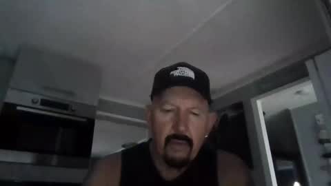 Snapshot of friskyneedsum chatting on 3, 11, 2025 bob online show from 3, 11, 2025