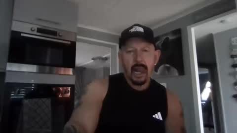 Snapshot of friskyneedsum chatting on 1, 12, 2025 bob online show from 1, 12, 2025