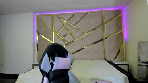 Frreya  online show from 2, 11, 2025